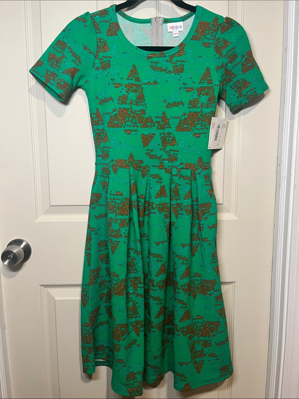 LuLaRoe Kelly Green Dress with Metallic Bronze Pattern